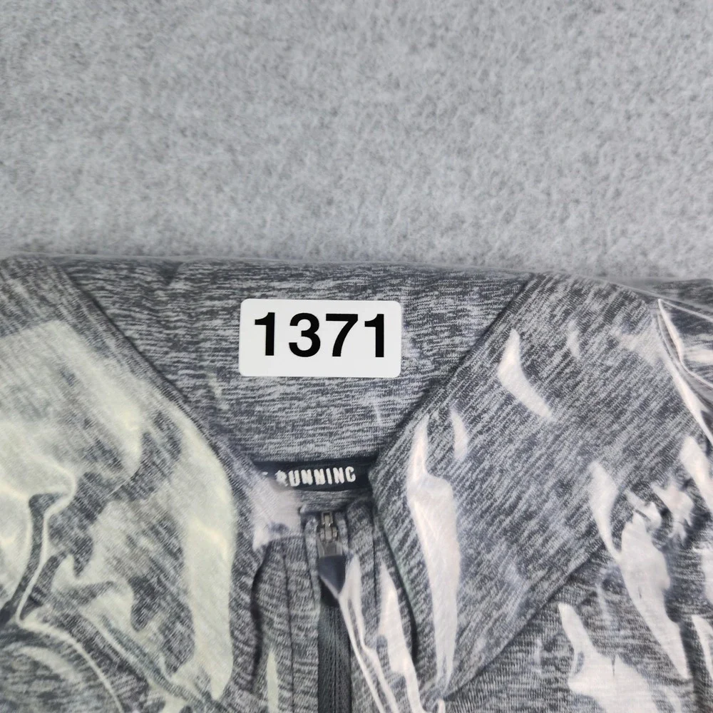 Nike Shirt Mens M Gray Running Reflective Performance Base Layer Stretch 1/4 Zip